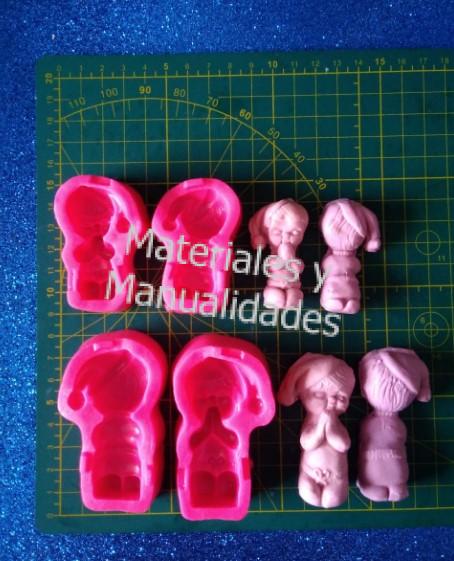 Molde Flexible Niño Con Gorro Para Recordatorios De Primera Comunión Y Bautizo Para Fondant Y Pastillaje